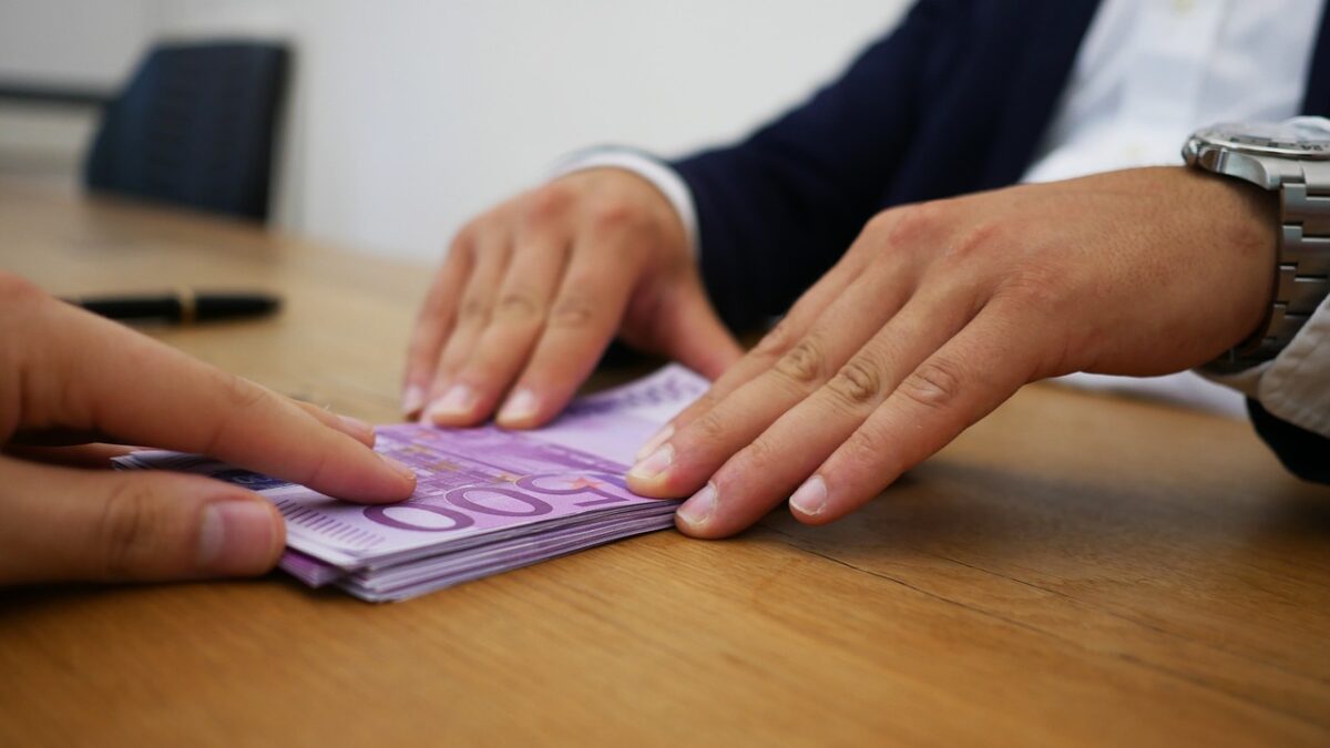 Business Loan Strategies for American Entrepreneurs